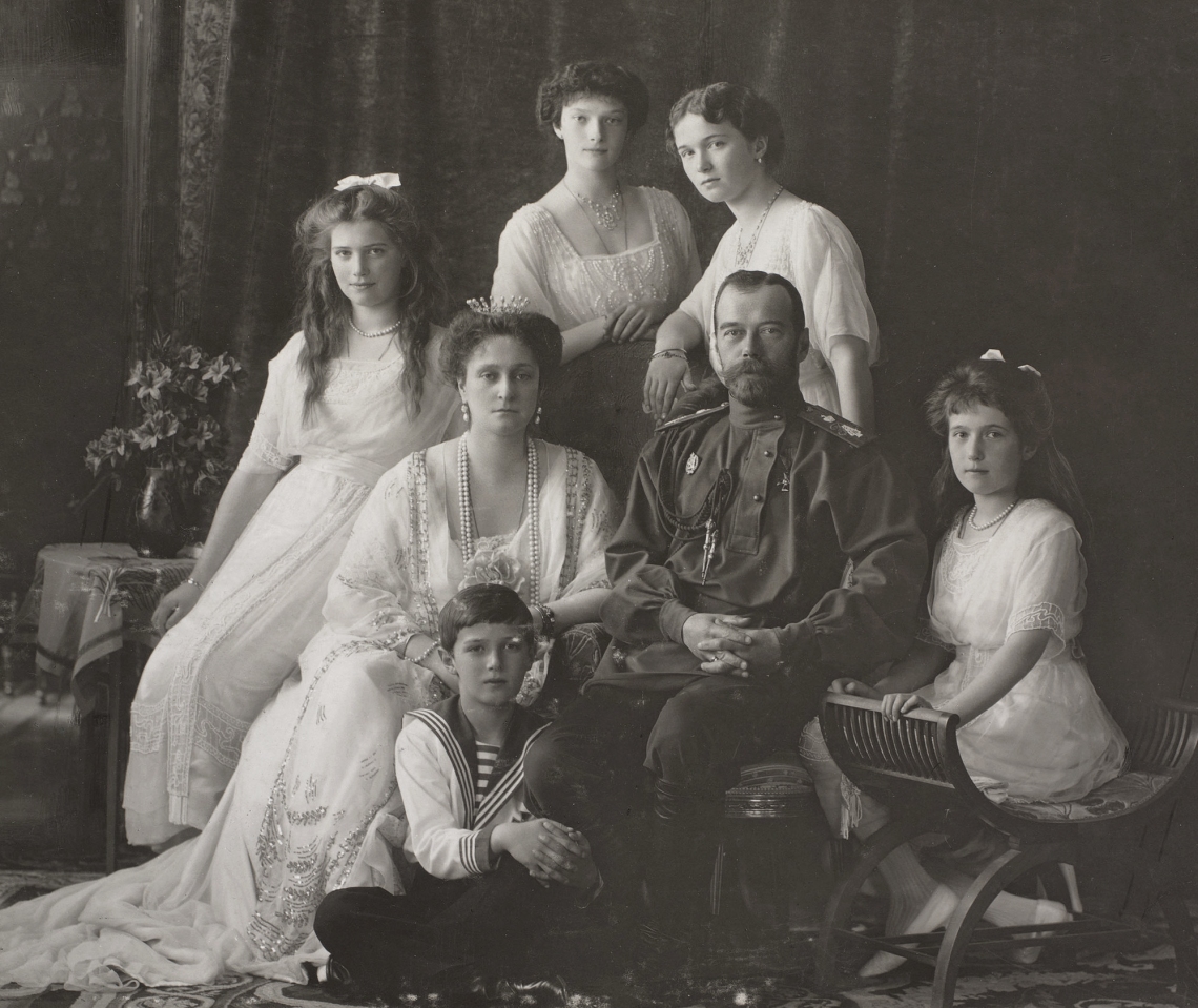 1914-Family-Nicholas-II-of-Russia
